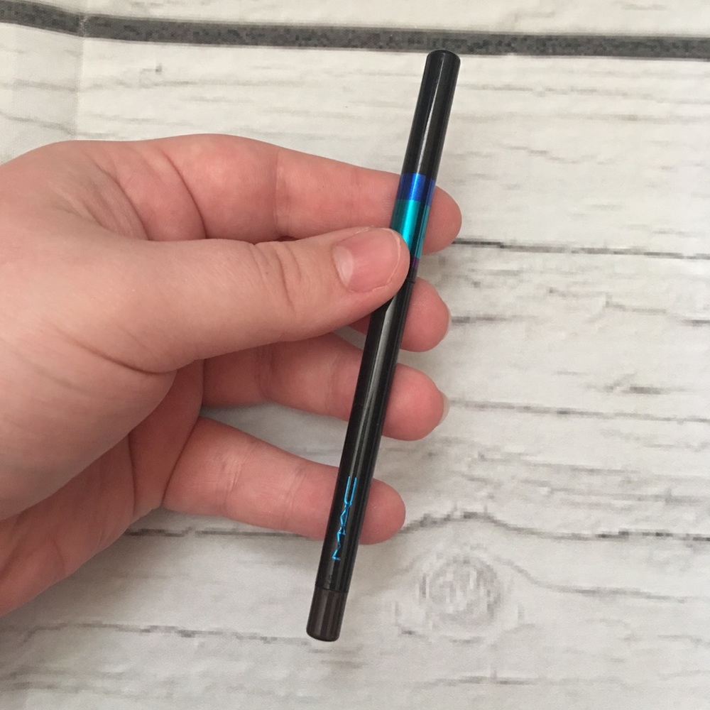 MAC Retractable Eyeliner